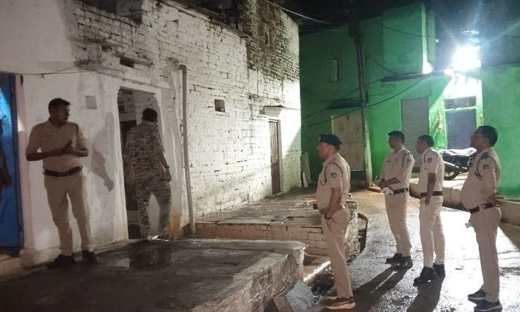 ग्वालियर पुलिस का बड़ा एक्शन: एक रात में 222 फरार आरोपी सलाखों के पीछे