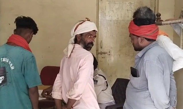 गुना में ट्रेन की चपेट में आने से बुजुर्ग महिला की मौत, पेंशन के पैसे निकालने आई थीं शहर