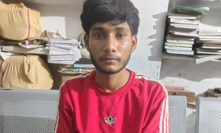 डबरा में पुलिस की संयुक्त कार्रवाई: 315 बोर के तमंचे के साथ एक युवक गिरफ्तार