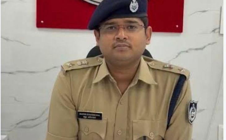 दतिया में प्रशासनिक फेरबदल: एसपी ने चार थाना प्रभारियों की बदलीं जिम्मेदारियां