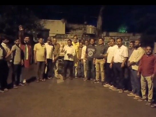 भिंड में कांग्रेस का कलेक्ट्रेट पर प्रदर्शन, छात्रों पर हुई पुलिस कार्रवाई के खिलाफ फूटा गुस्सा