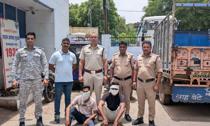 दो माह से फरार फायरिंग के आरोपी मुरैना पुलिस के हत्थे चढ़े, कट्टा-कारतूस जब्त