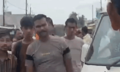 भिंड में मोबाइल कोर्ट की सख्त कार्रवाई: पुलिस वाहनों के भी कटे चालान, सौ गाड़ियों पर लगा जुर्माना