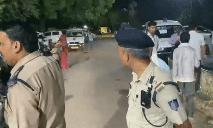 ग्वालियर के विंडसर हिल्स में दर्दनाक हादसा: पेड़ की डाल गिरने से ढही दीवार, मलबे में दबने से महिला माली की मौत