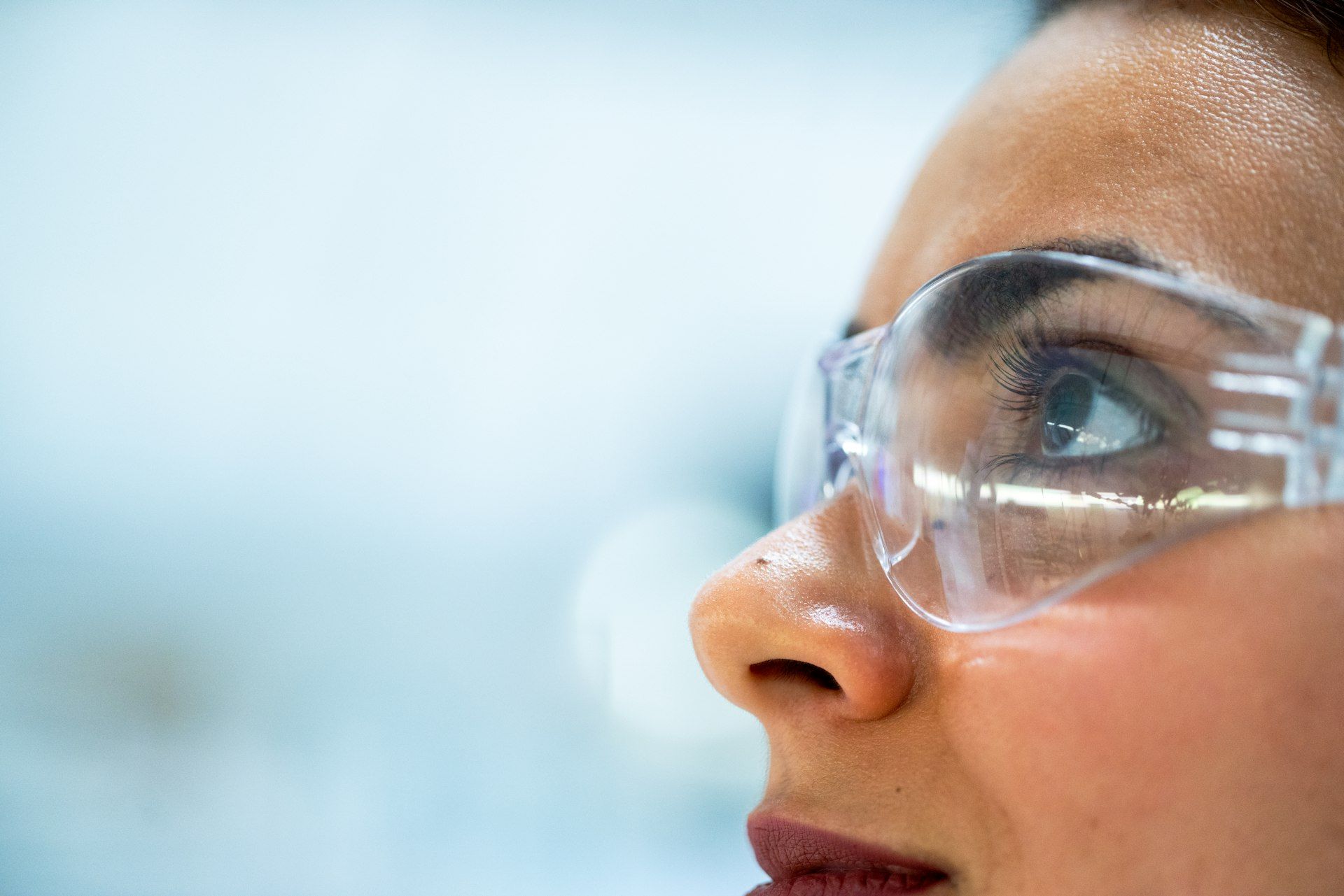Cleanroom medical device manufacturing at EXALTA