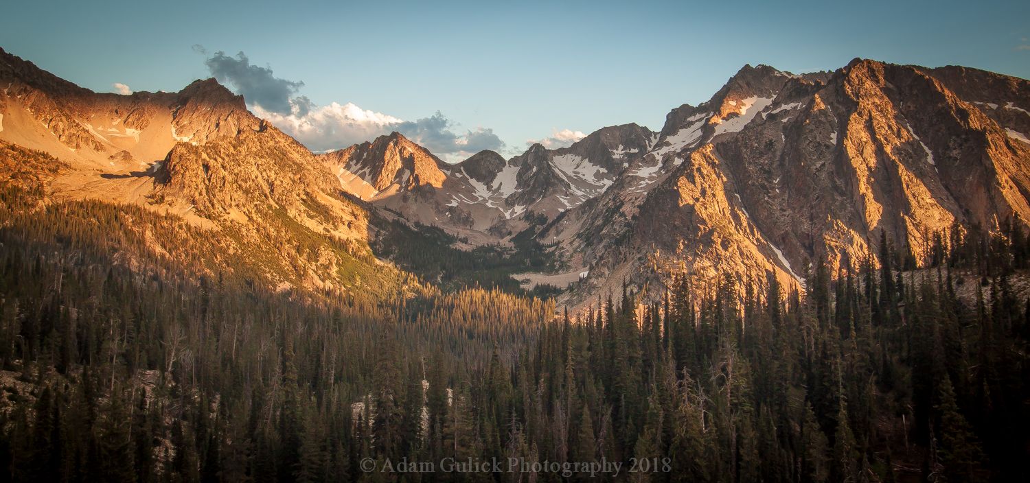 Sawtooth mountains Stanley, ID | Stanley Chambers