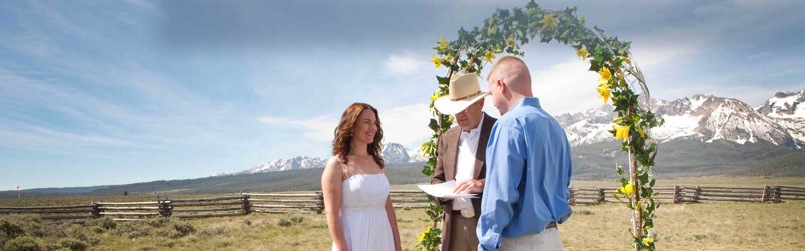 Wedding in Stanley, Idaho | Stanley Chamber