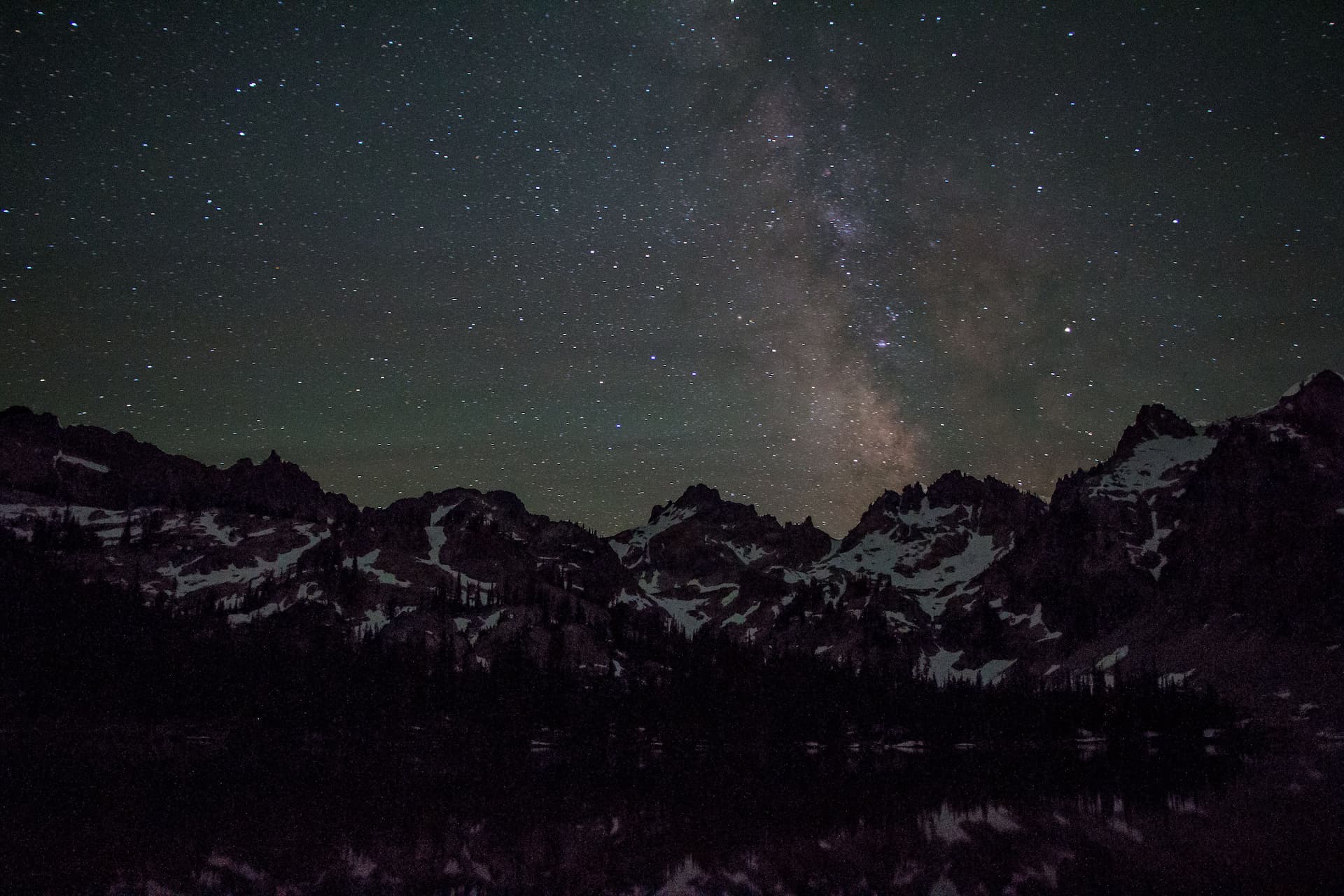 starry sky over mountains Stanley, ID | Stanley chamber