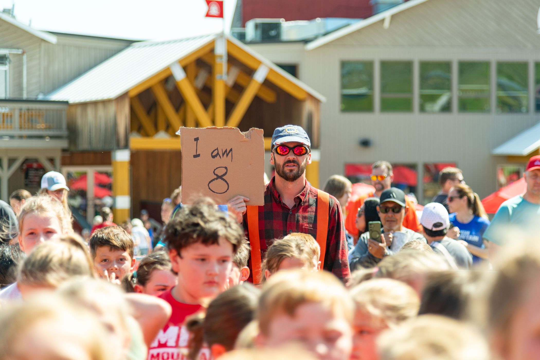 Mini Mountain racers at the start line with Donny Pelletier.