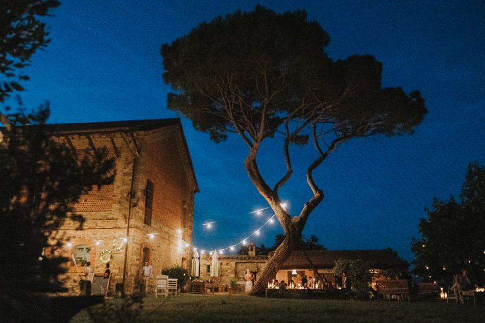 Hochzeit In Der Toskana - hochzeitsfotograf italien toskana arrezzo tuscany wedding planer free elopement hochzeit paar hochzeitsfotograf braut 00134