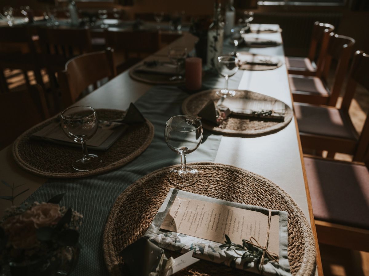 Winterhochzeit in Gaggenau: Romantik im Schnee vom Fotografen – Hochzeitsfotograf Tim Schneider