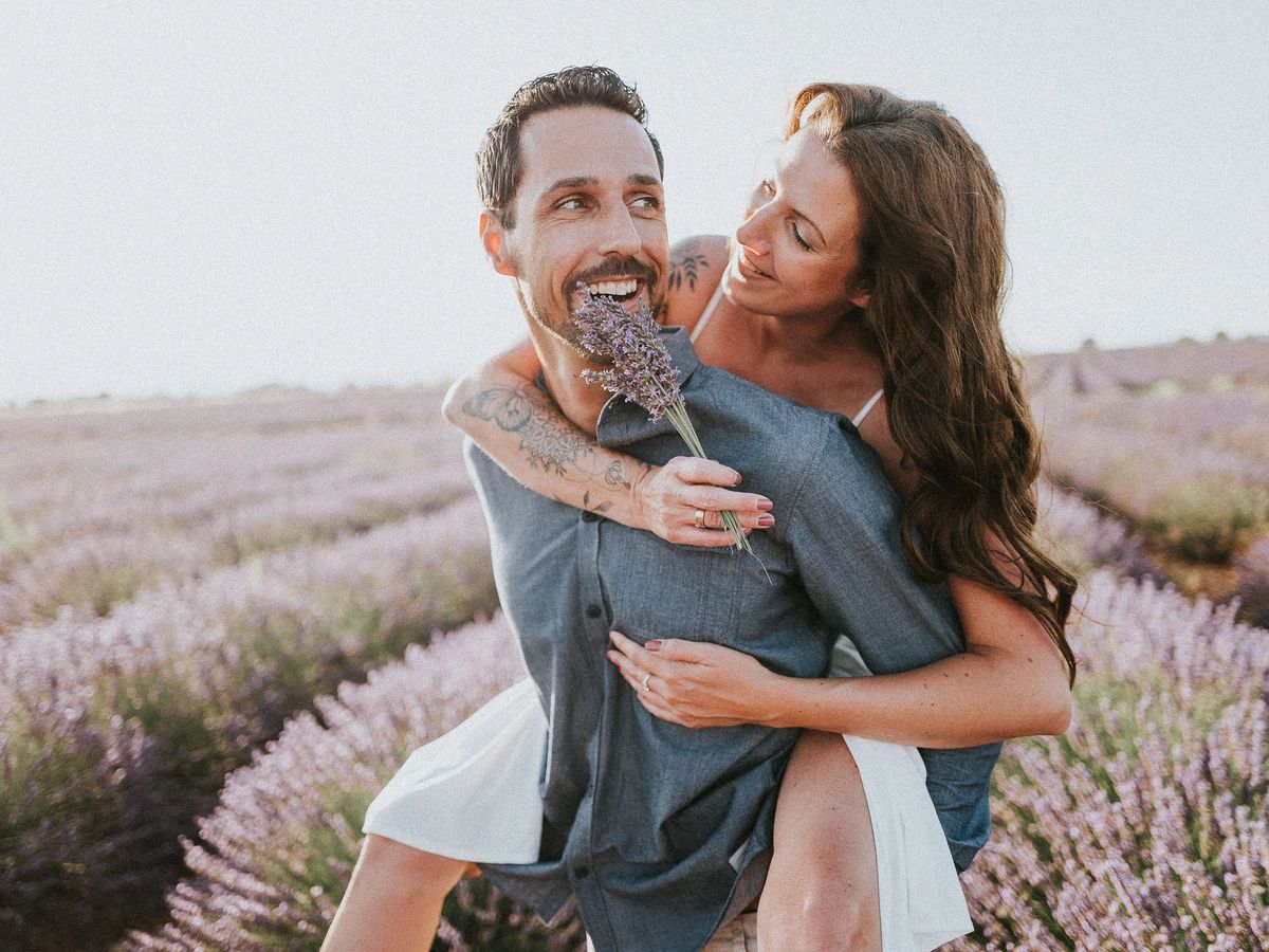 After Wedding Shooting in Dresden: Entspannte Fotos nach der Hochzeit – Hochzeitsfotograf Tim Schneider