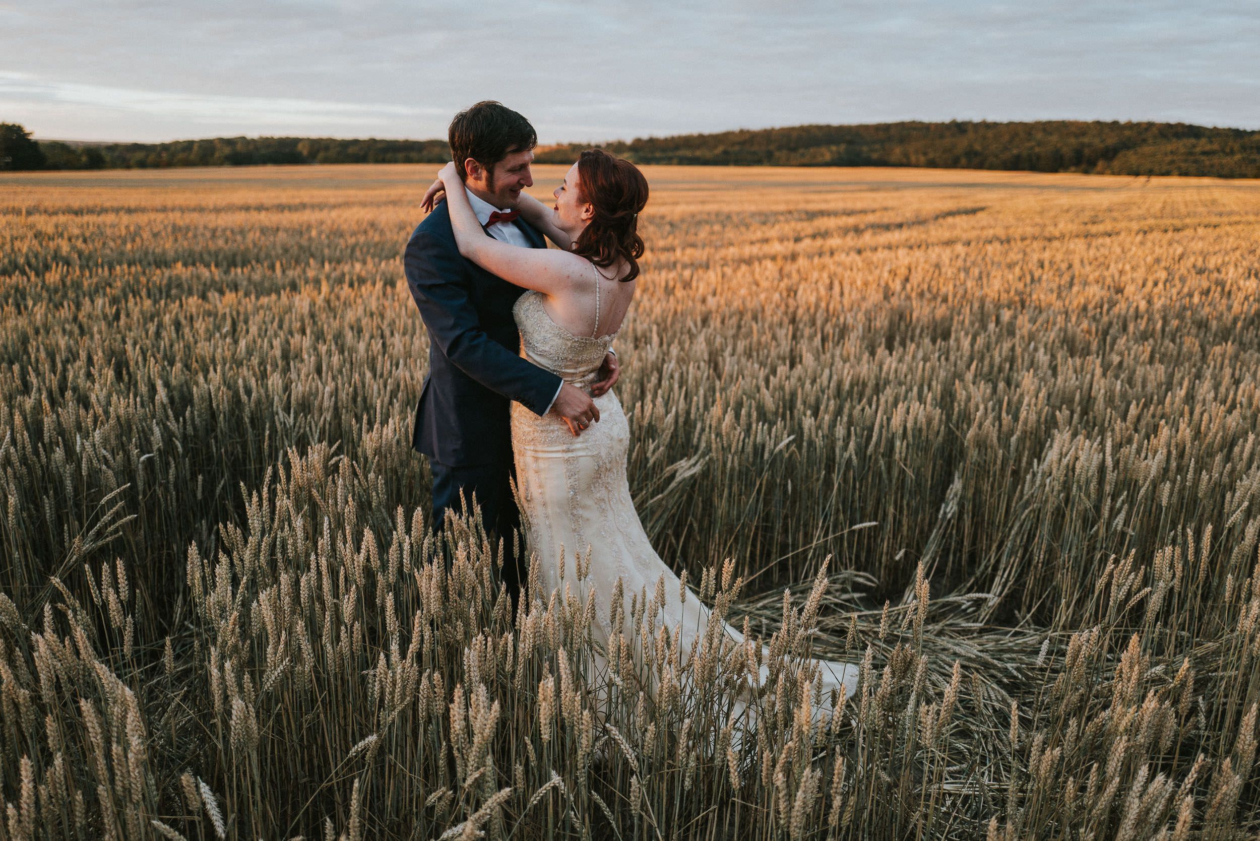 Elopement in Düren: Intime Hochzeit zu zweit planen – Hochzeitsfotograf Tim Schneider