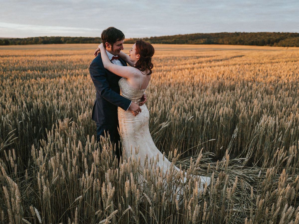 Elopement in Düren: Intime Hochzeit zu zweit planen – Hochzeitsfotograf Tim Schneider