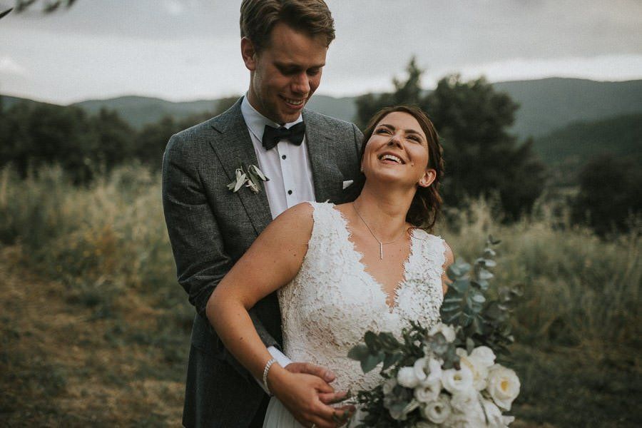 Hochzeit In Der Toskana - hochzeitsfotograf italien toskana arrezzo tuscany wedding planer free elopement hochzeit paar hochzeitsfotograf braut 00097
