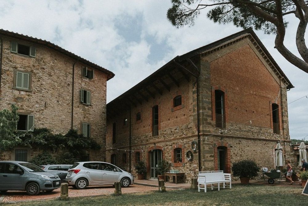 Hochzeit In Der Toskana - hochzeitsfotograf italien toskana arrezzo tuscany wedding planer free elopement hochzeit paar hochzeitsfotograf braut 00014