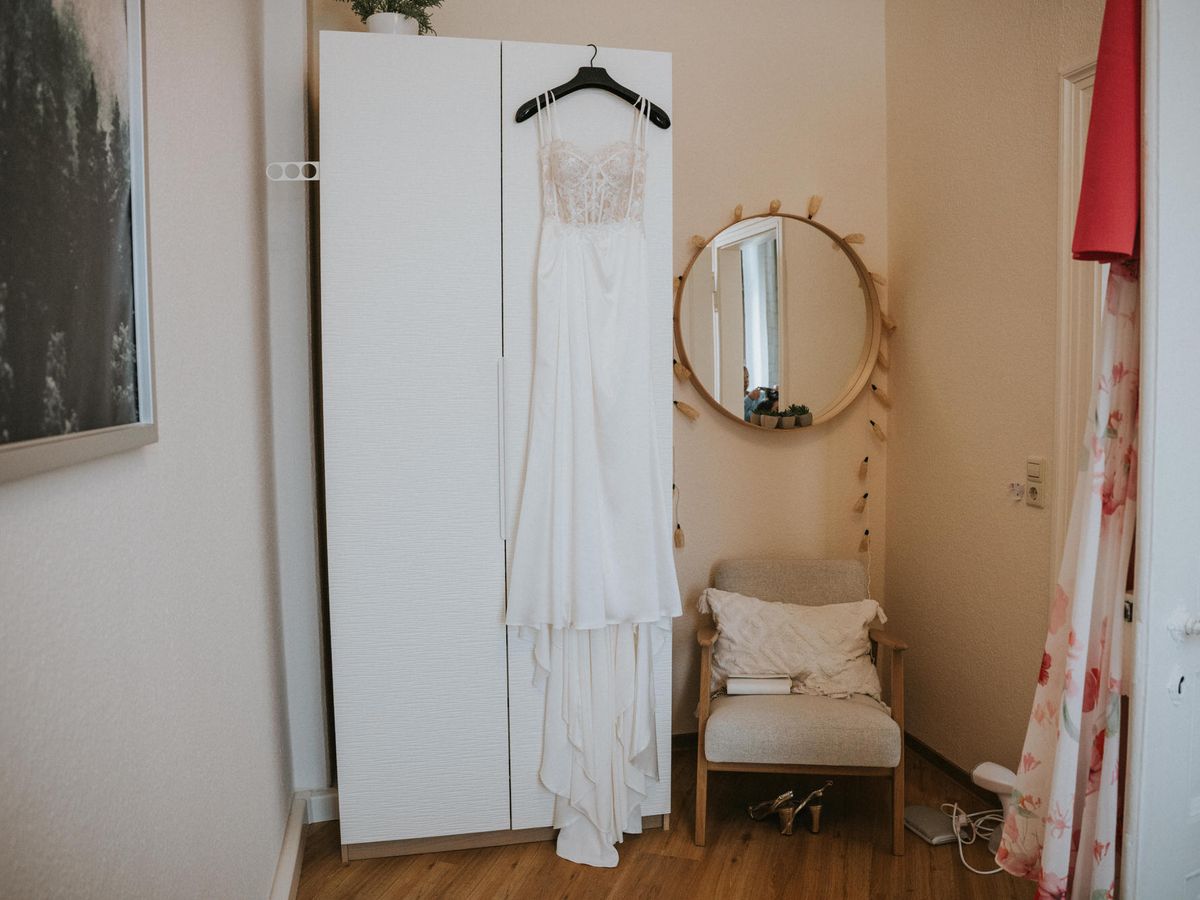 Winterhochzeit in Achern: Romantik im Schnee | Tipps vom Fotografen – Hochzeitsfotograf Tim Schneider