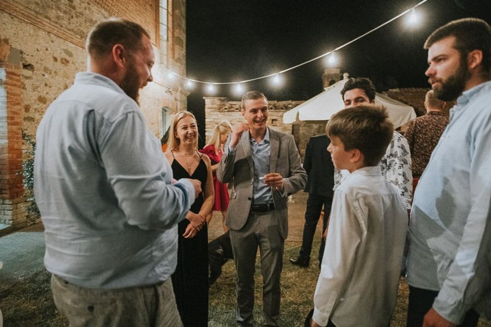 Hochzeit In Der Toskana - hochzeitsfotograf italien toskana arrezzo tuscany wedding planer free elopement hochzeit paar hochzeitsfotograf braut 00133