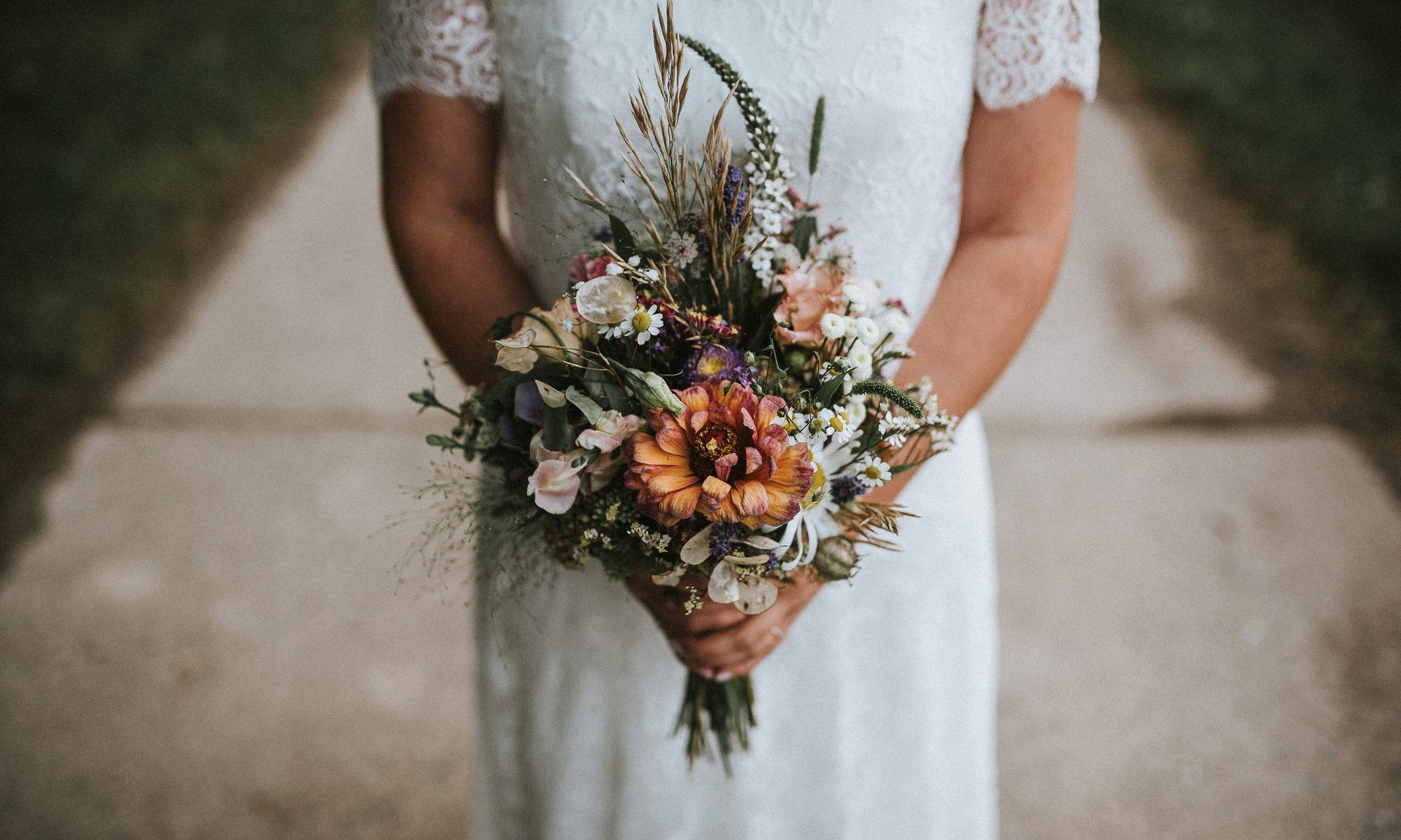 Winterhochzeit in Arnsberg: Romantik im Schnee – Hochzeitsfotograf Tim Schneider