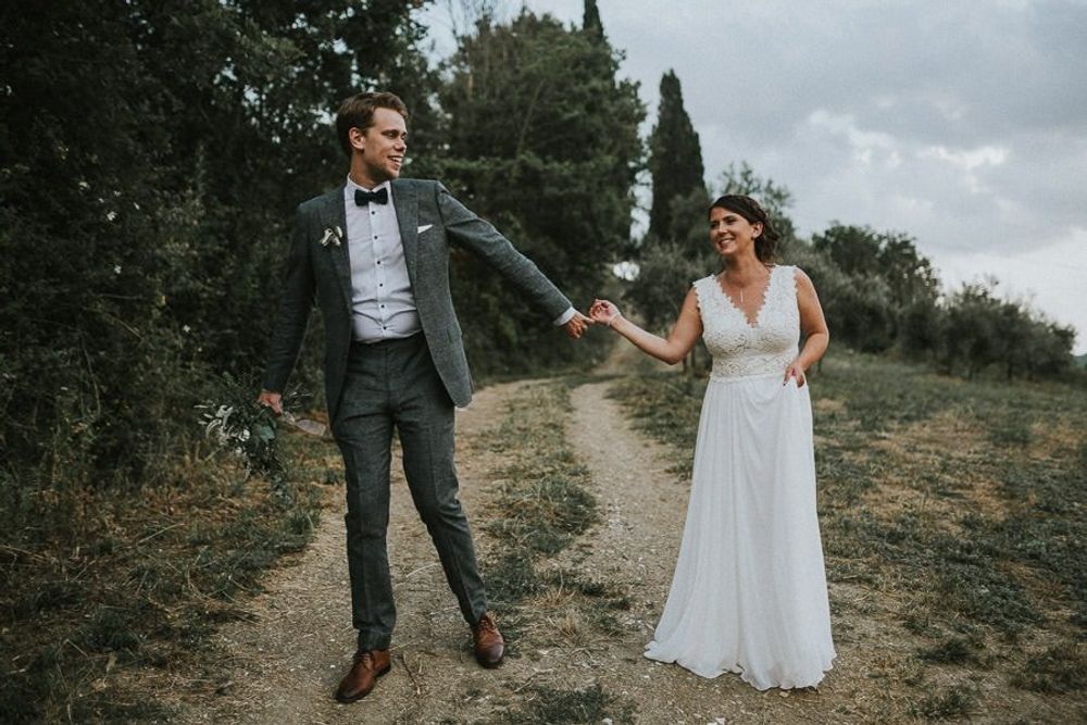 Hochzeit In Der Toskana - hochzeitsfotograf italien toskana arrezzo tuscany wedding planer free elopement hochzeit paar hochzeitsfotograf braut 00087