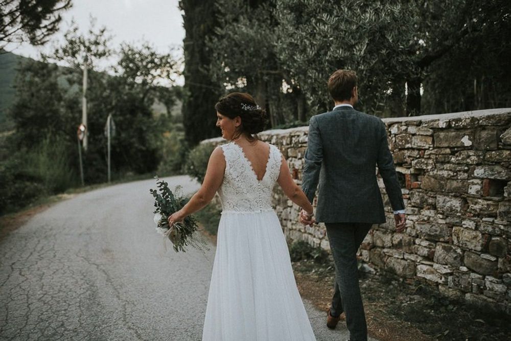 Hochzeit In Der Toskana - hochzeitsfotograf italien toskana arrezzo tuscany wedding planer free elopement hochzeit paar hochzeitsfotograf braut 00082