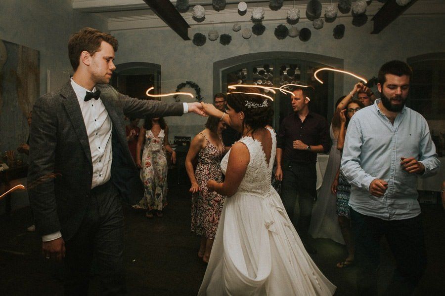 Hochzeit In Der Toskana - hochzeitsfotograf italien toskana arrezzo tuscany wedding planer free elopement hochzeit paar hochzeitsfotograf braut 00130