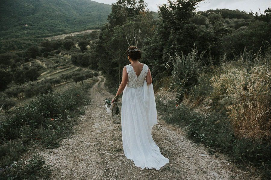 Hochzeit In Der Toskana - hochzeitsfotograf italien toskana arrezzo tuscany wedding planer free elopement hochzeit paar hochzeitsfotograf braut 00084