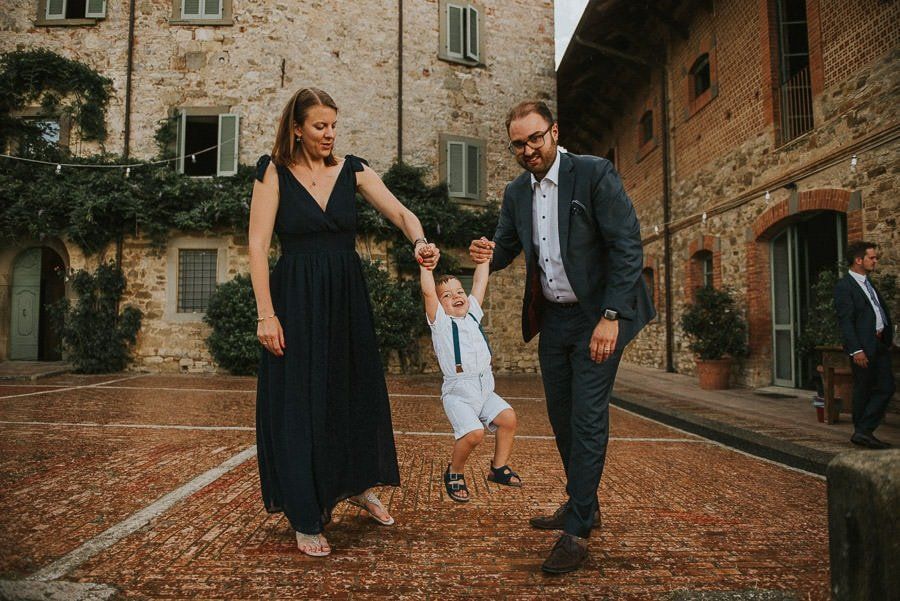Hochzeit In Der Toskana - hochzeitsfotograf italien toskana arrezzo tuscany wedding planer free elopement hochzeit paar hochzeitsfotograf braut 00064