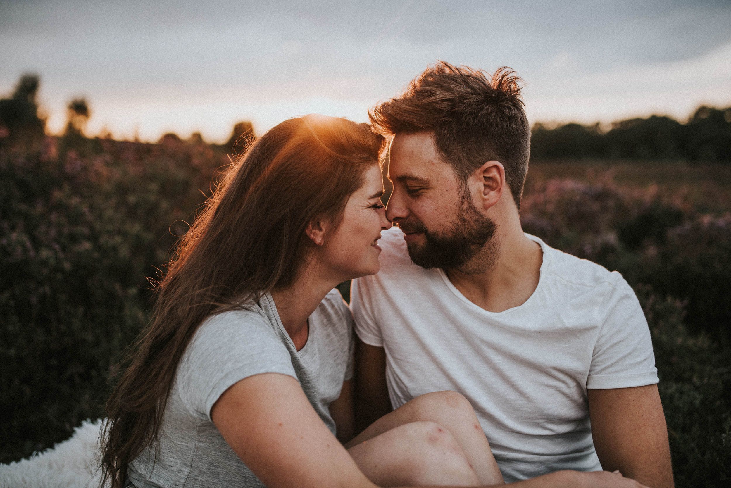 Sommerhochzeit in Allendorf: Outdoor-Feiern & Sonnenschein – Hochzeitsfotograf Tim Schneider