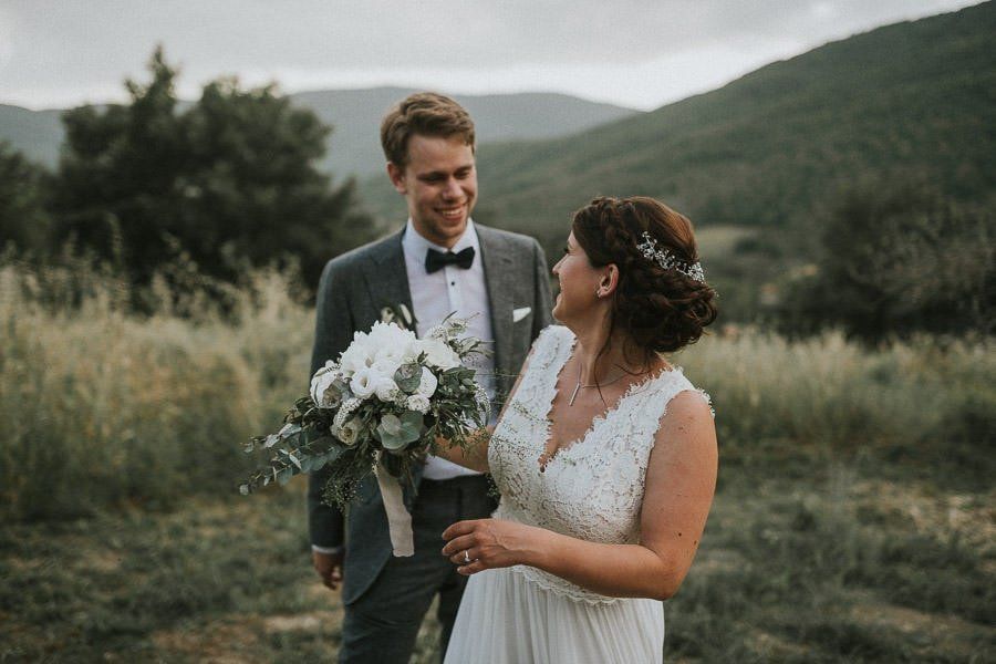 Hochzeit In Der Toskana - hochzeitsfotograf italien toskana arrezzo tuscany wedding planer free elopement hochzeit paar hochzeitsfotograf braut 00092