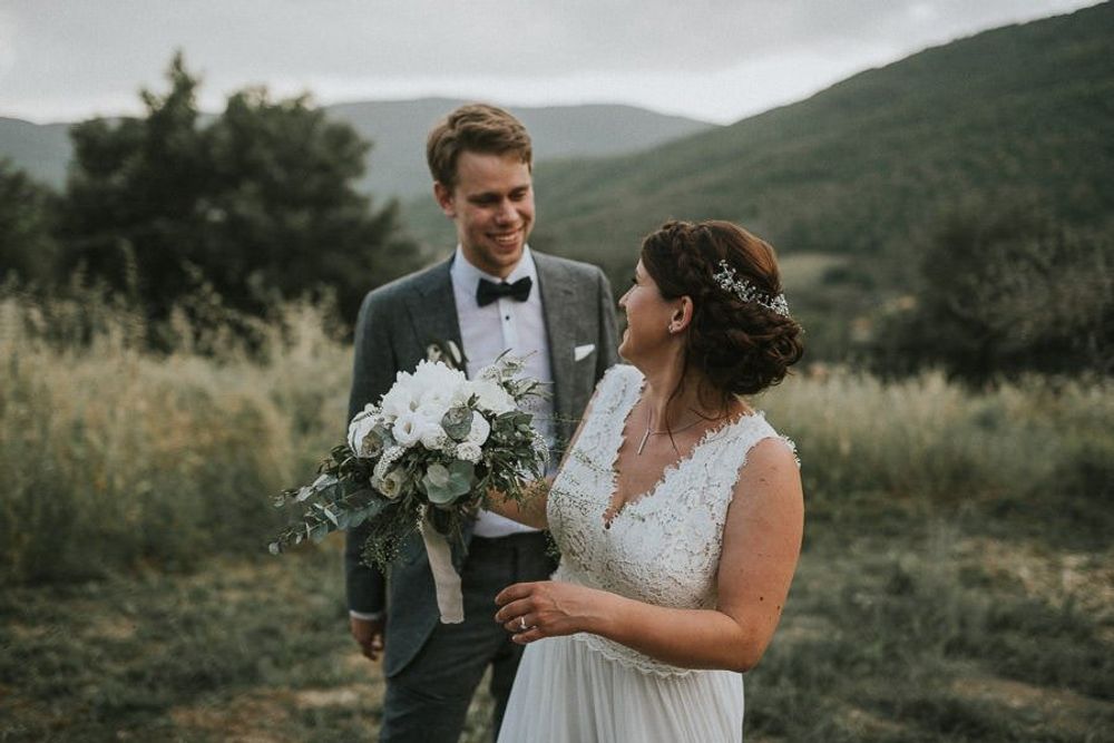 Hochzeit In Der Toskana - hochzeitsfotograf italien toskana arrezzo tuscany wedding planer free elopement hochzeit paar hochzeitsfotograf braut 00092