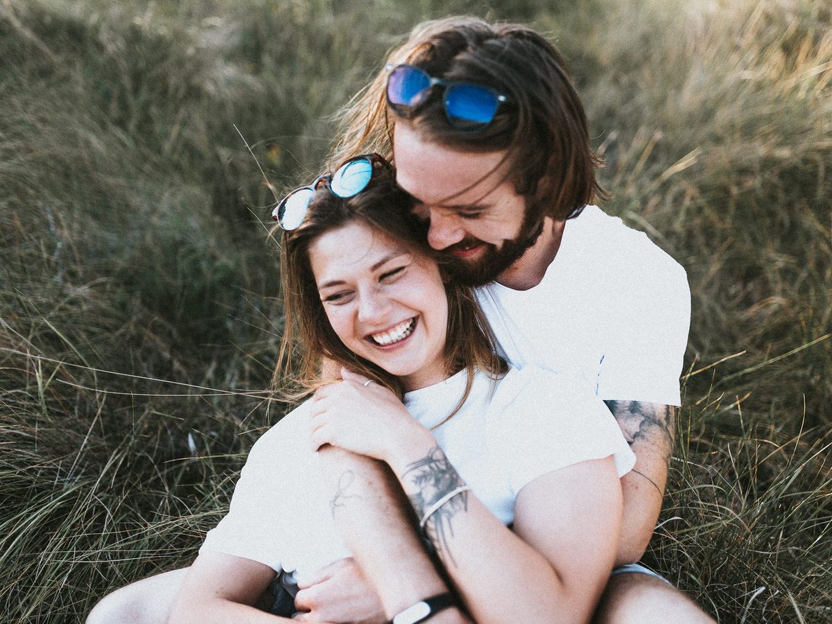 Brautpaarshooting Chemnitz: Tipps für natürliche Hochzeitsfotos – Hochzeitsfotograf Tim Schneider