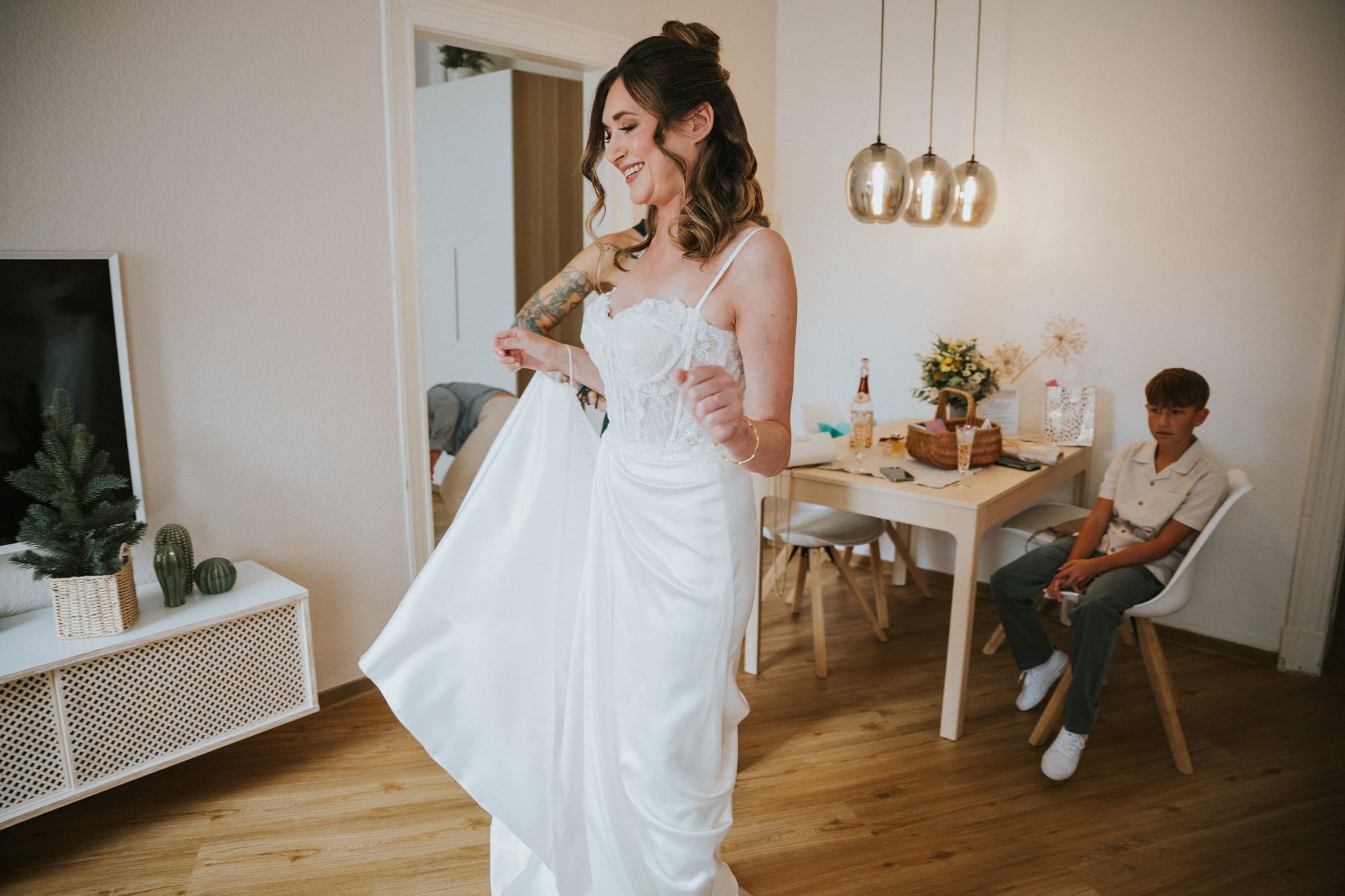 Brautpaarshooting in Coesfeld: Tipps für natürliche Hochzeitsfotos – Hochzeitsfotograf Tim Schneider