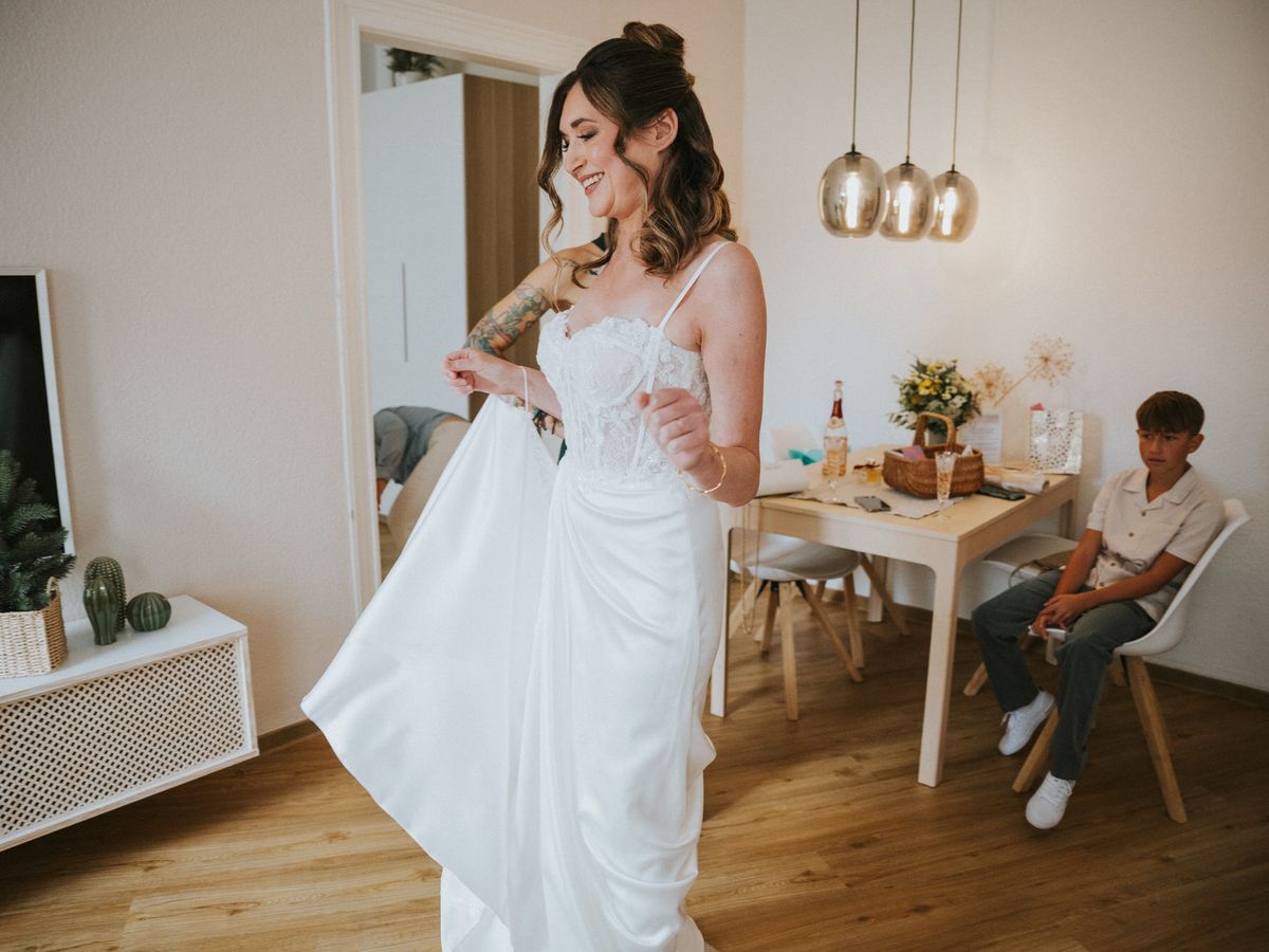 Brautpaarshooting in Coesfeld: Tipps für natürliche Hochzeitsfotos – Hochzeitsfotograf Tim Schneider