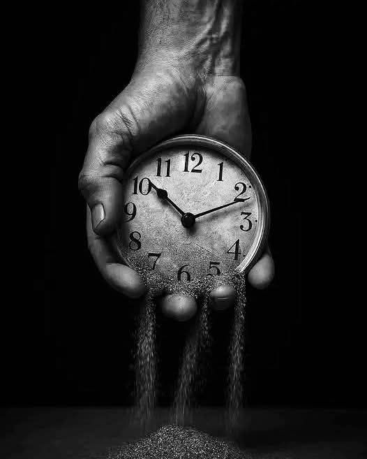 יד מחזיקה שעון 
