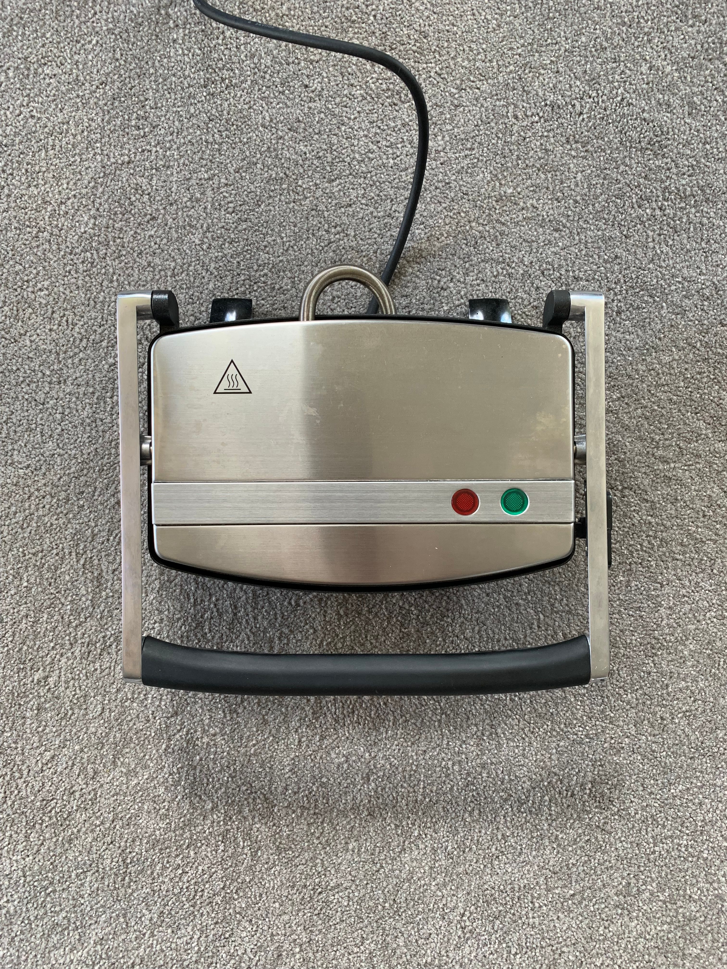 Toastie Machine