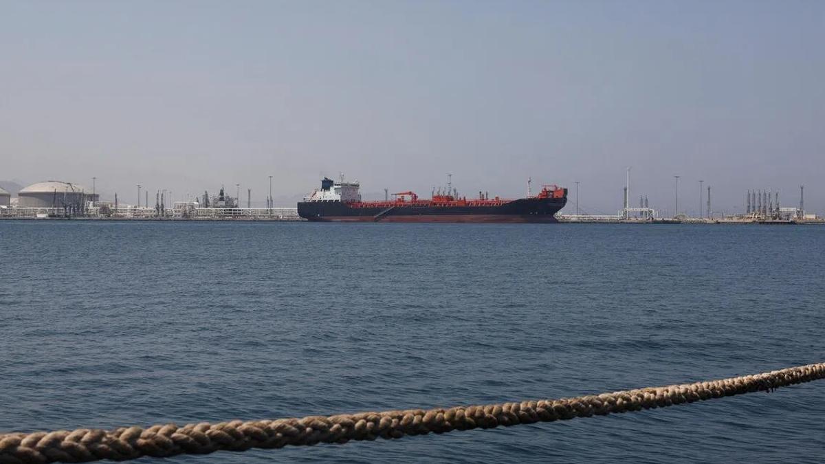 US-Iran Conflict Pause: Oil Prices Plummet Amid Uncertainty