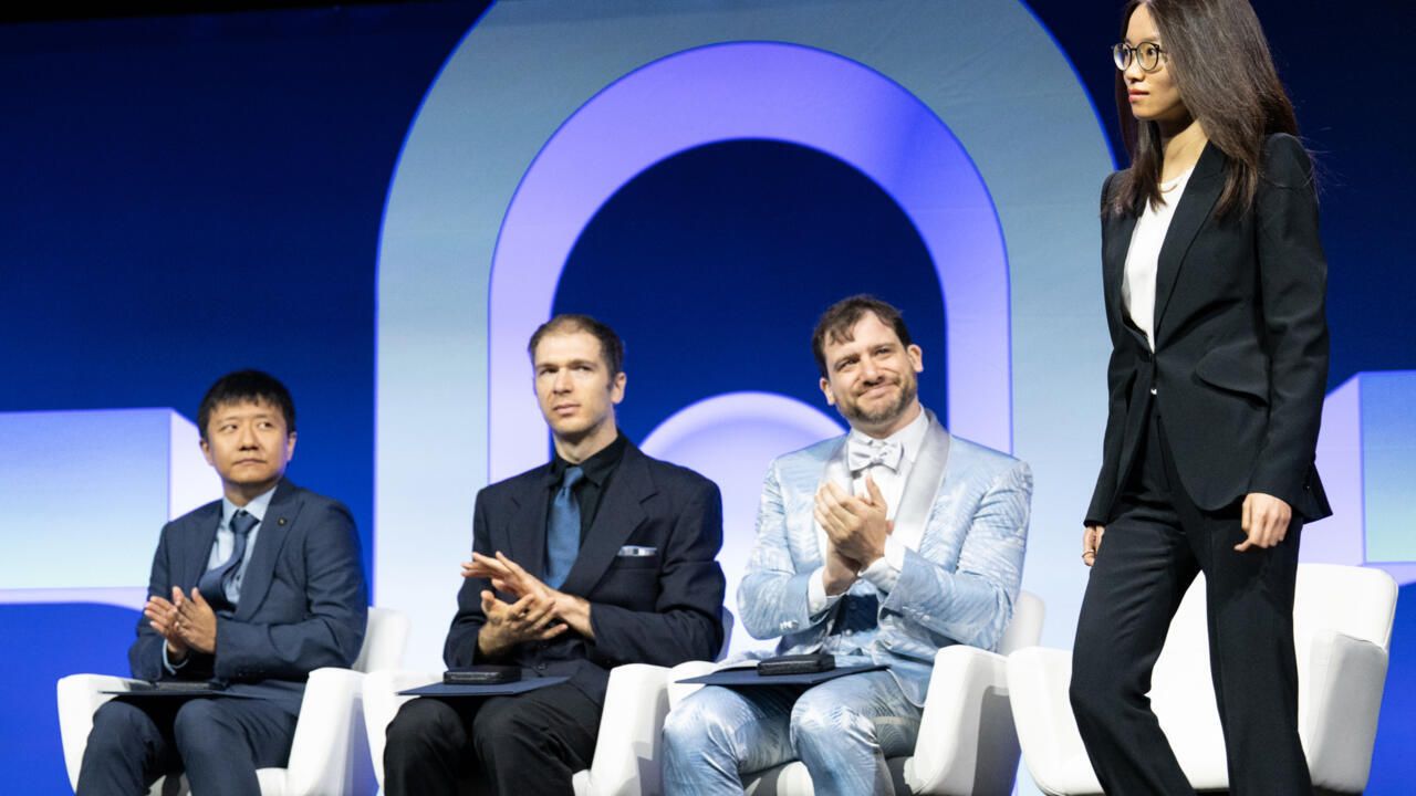 AI Reshapes Mathematics: Fields Medal Honours Four Mathematicians