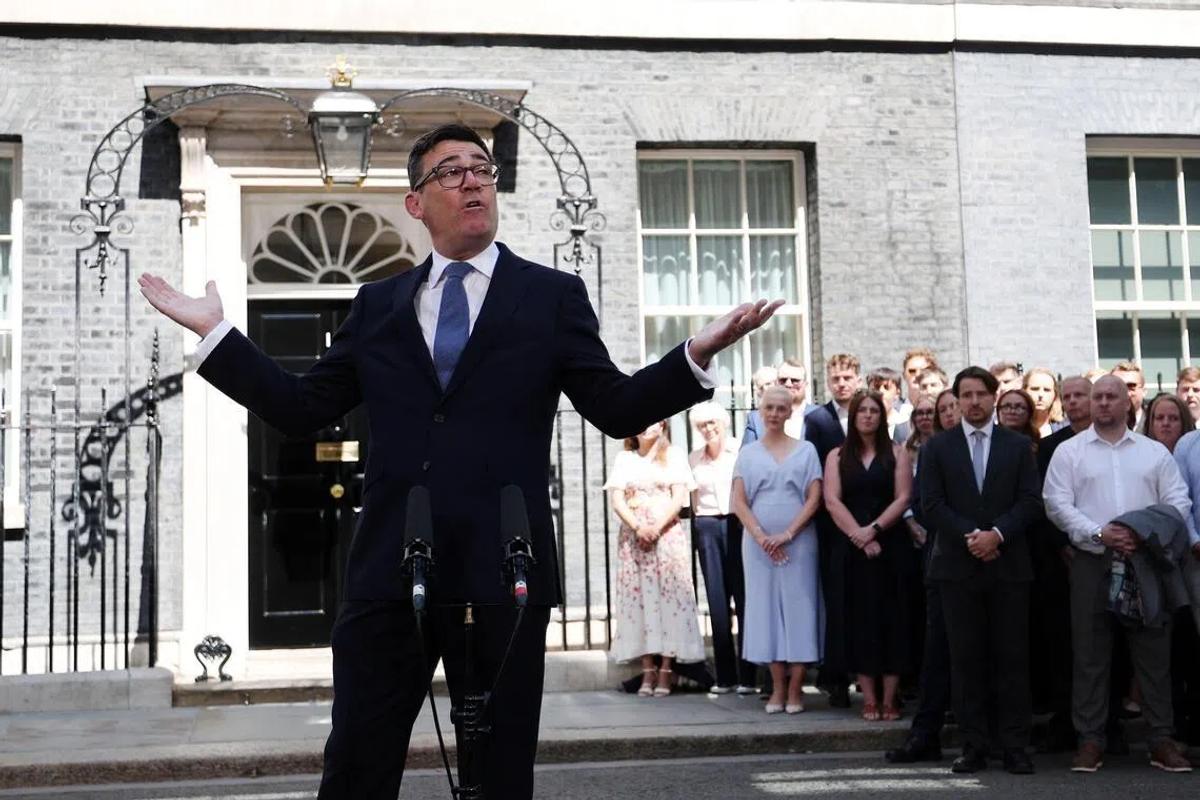 UK Navigates Political Instability as Andy Burnham Assumes Premiership Amidst Public Fatigue