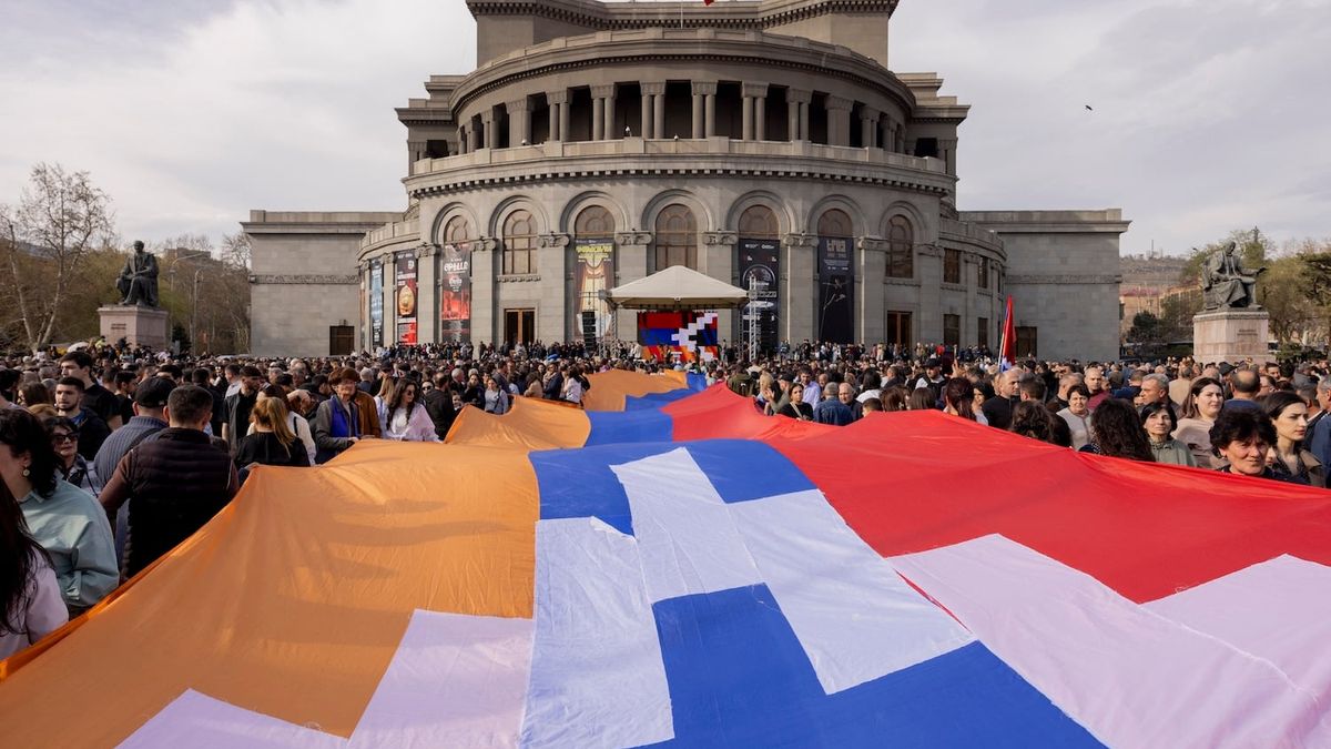 The Refugees Who Became Political Scapegoats in Yerevan