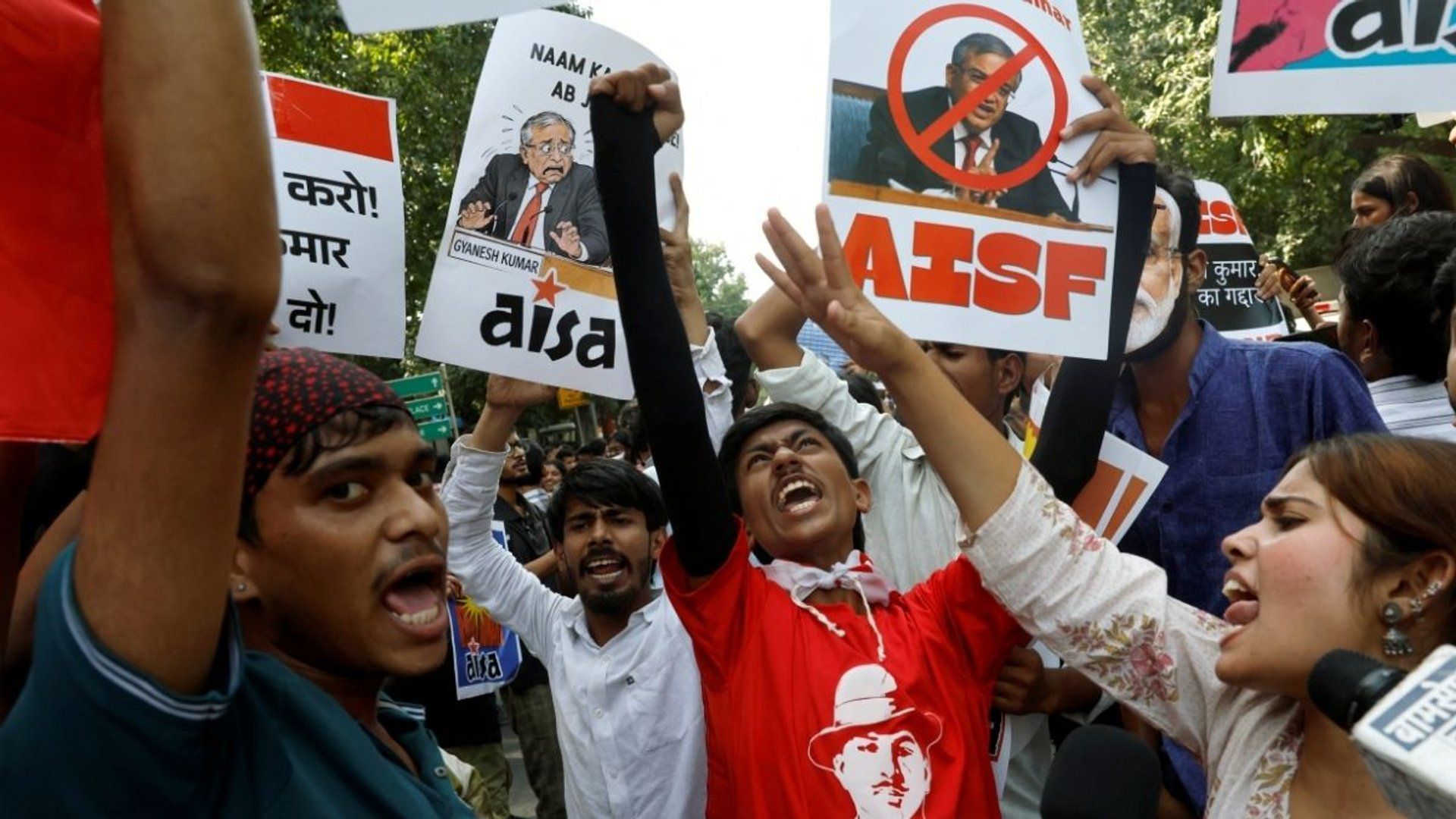 India's Vanishing Voters and the Street's Reckoning