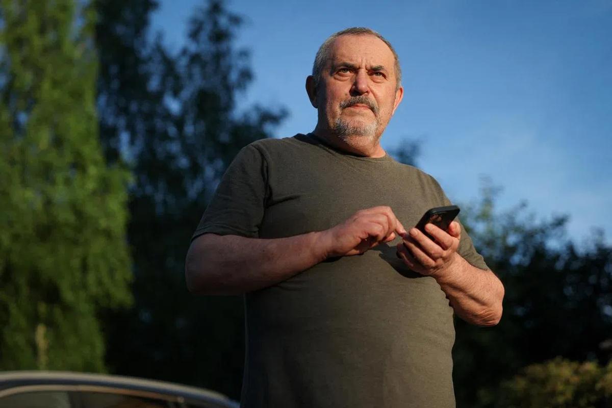 Kremlin Accused of Sabotaging Anti-War Politician's Duma Bid Amid Intensified Crackdown