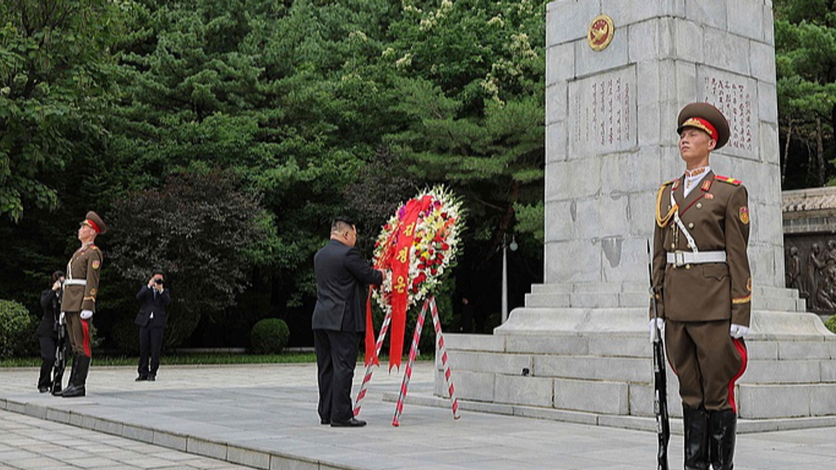 DPRK's Tribute to Chinese Martyrs: A Geopolitical Signal of Enduring Alliance