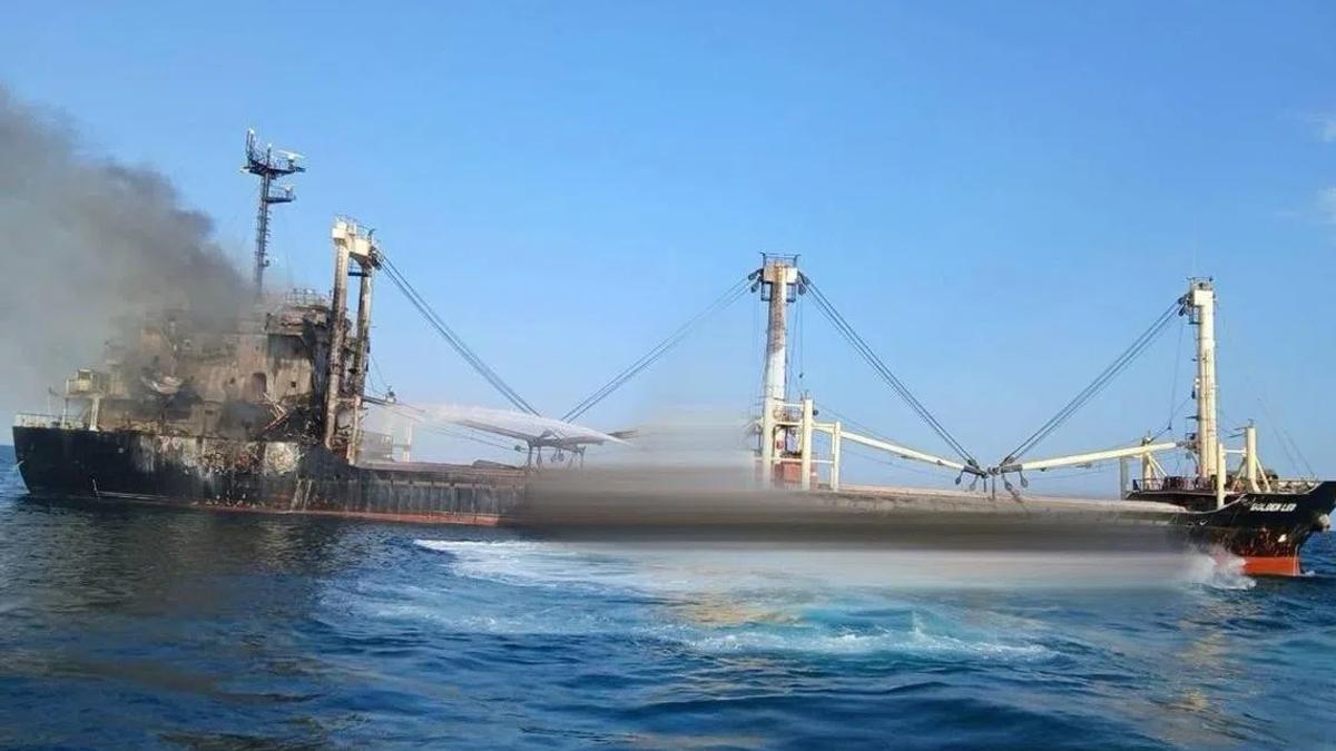 Escalating Conflict: Russian Strikes on Turkish Cargo Ship and Kyiv