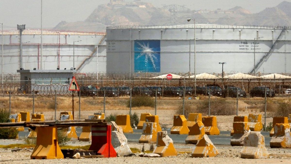 OPEC+ Boosts Oil Output Amidst Post-Conflict Market Recovery and Geopolitical Realignments