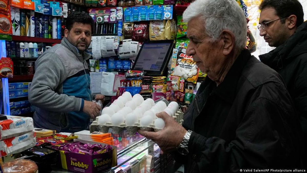 Iran's Economic Crisis: A Perfect Storm of War, Sanctions, and Inflation