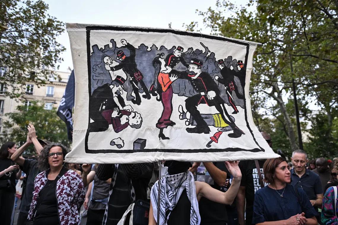Paris Streets Flood With Protesters Over a Law That Could Shield Police Guns