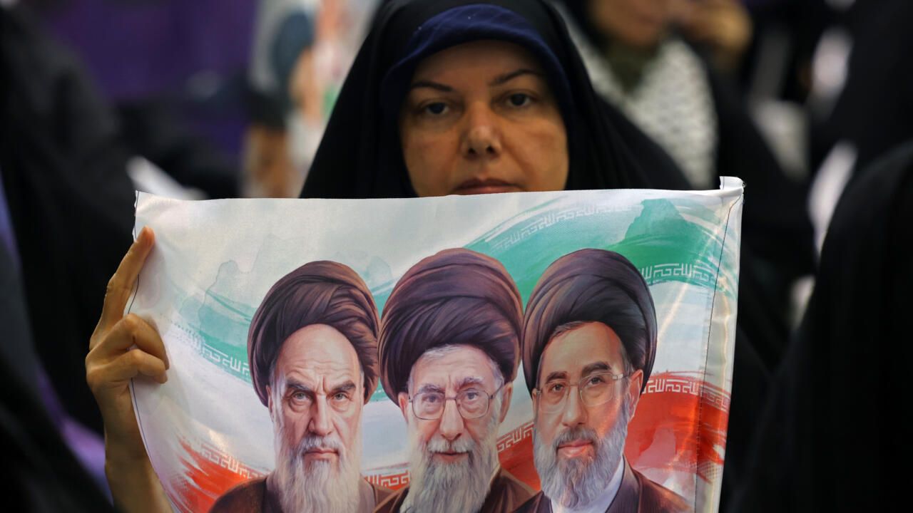 US-Iran Peace Deal Nears Amidst Internal Dissent and Regional Realignment