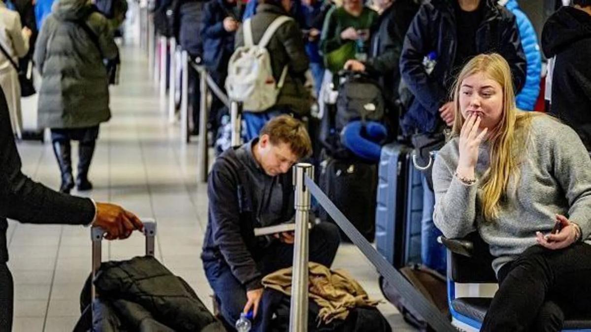 Severe snowfall disrupts travel across Europe, six killed in weather-related incidents