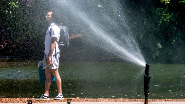 Record-Setting El Niño Emerges: Geopolitical and Economic Implications of a Warming Pacific